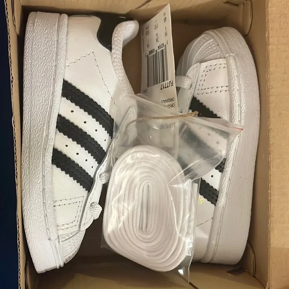 adidas gazelle silver green womens Adidas Superstar Tip Swarovski